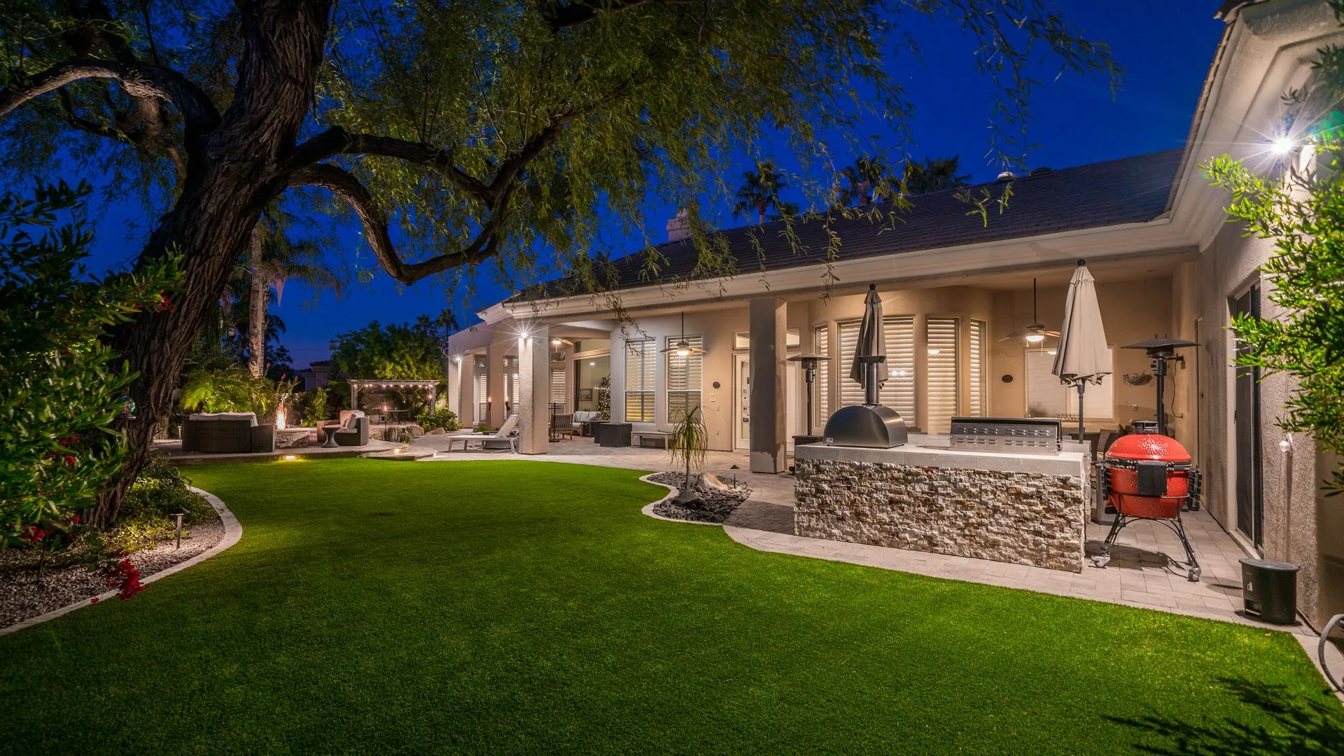 Custom pergola and paver patio in the Phoenix area